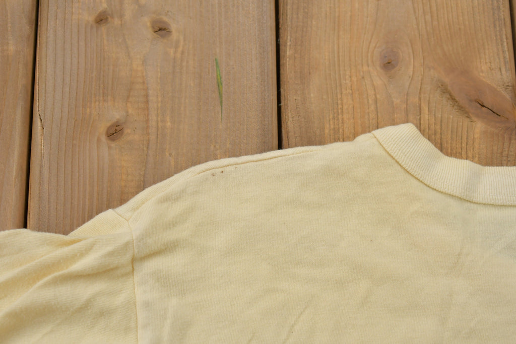 Vintage 1980s Jamaica A Lot of People Friends Souvenir T Shirt