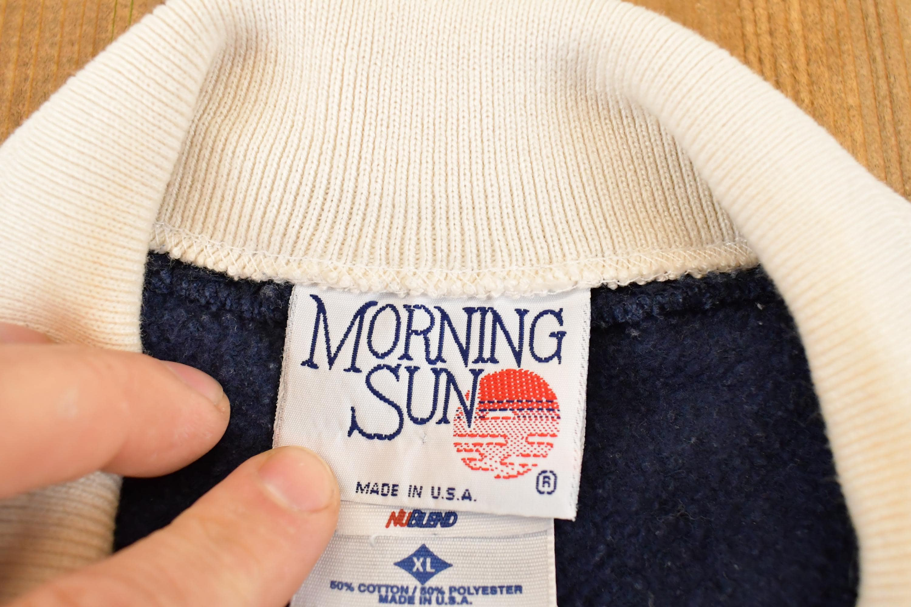 Vintage 1990s Morning Sun Fall Theme Souvenir Collared Crewneck Sweatshirt Women's L / 90s Crewneck / Travel Vacation Sweater