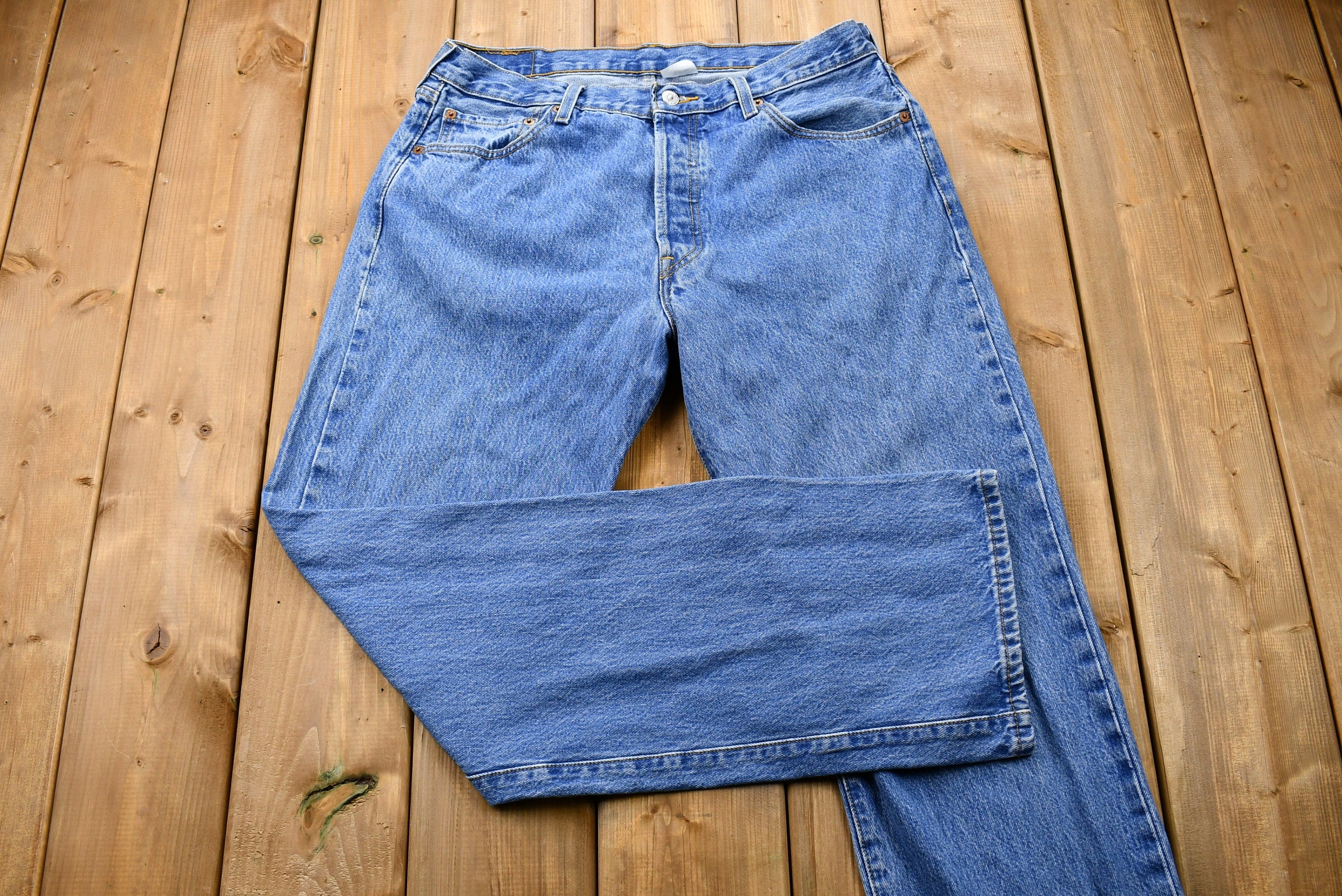 Vintage 1990s Levi's 501 Mid-Wash Regular Fit Straight Leg Jeans