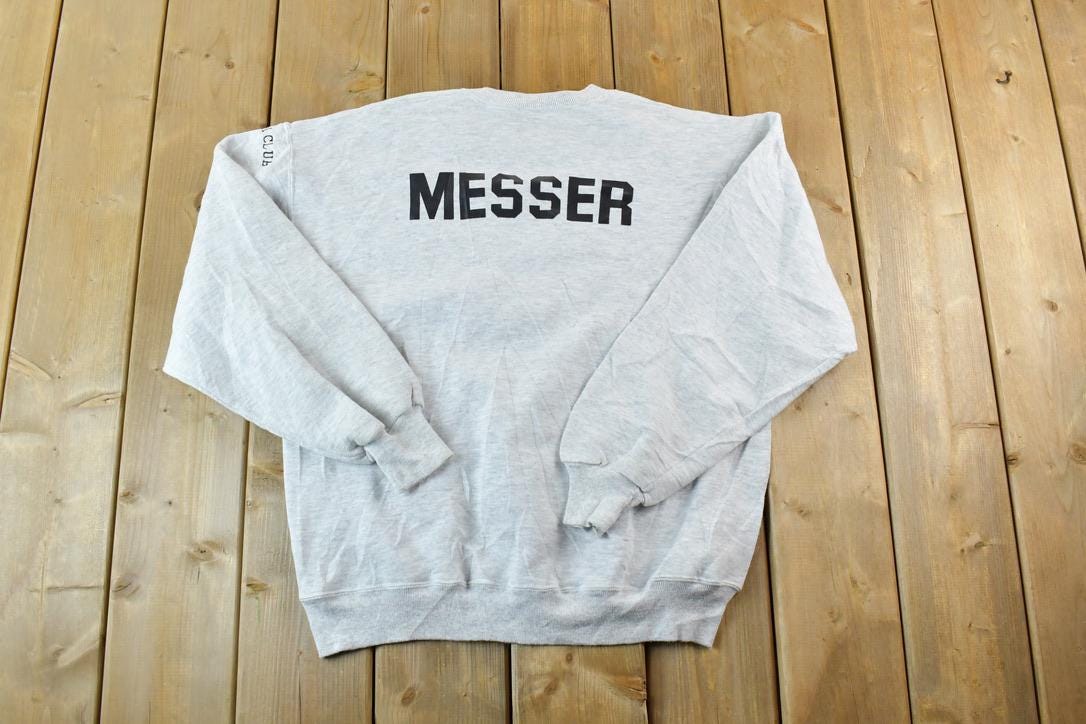 Vintage 1990s NP Ski Club Souvenir Embroidered Crewneck Sweatshirt