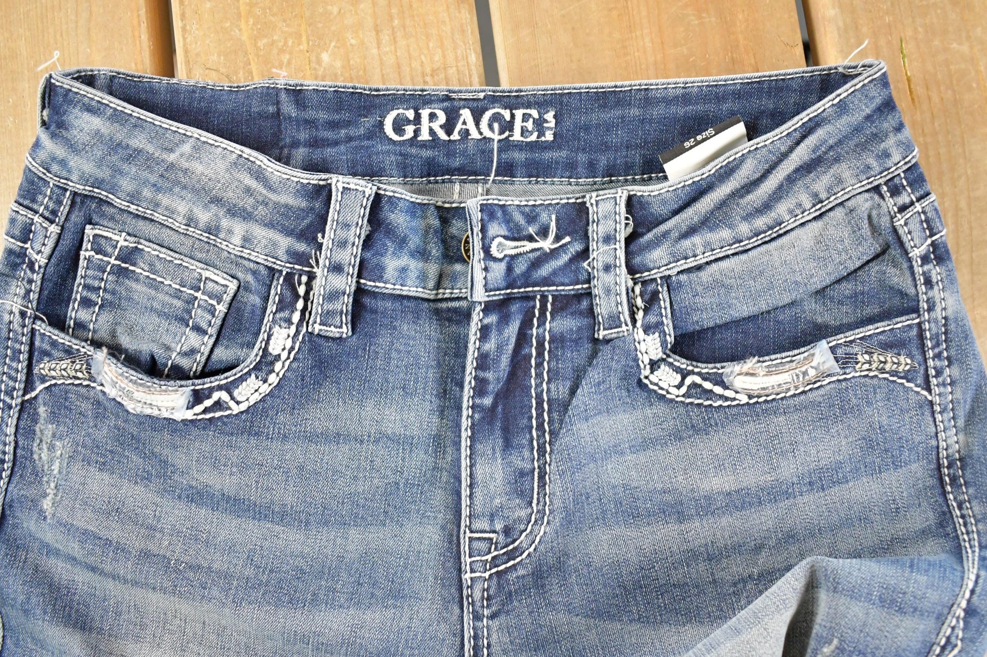 Vintage Deadstock Y2K Grace In LA Bedazzled Cross Bootcut Low Rise Jeans Women's Size 26 x 32