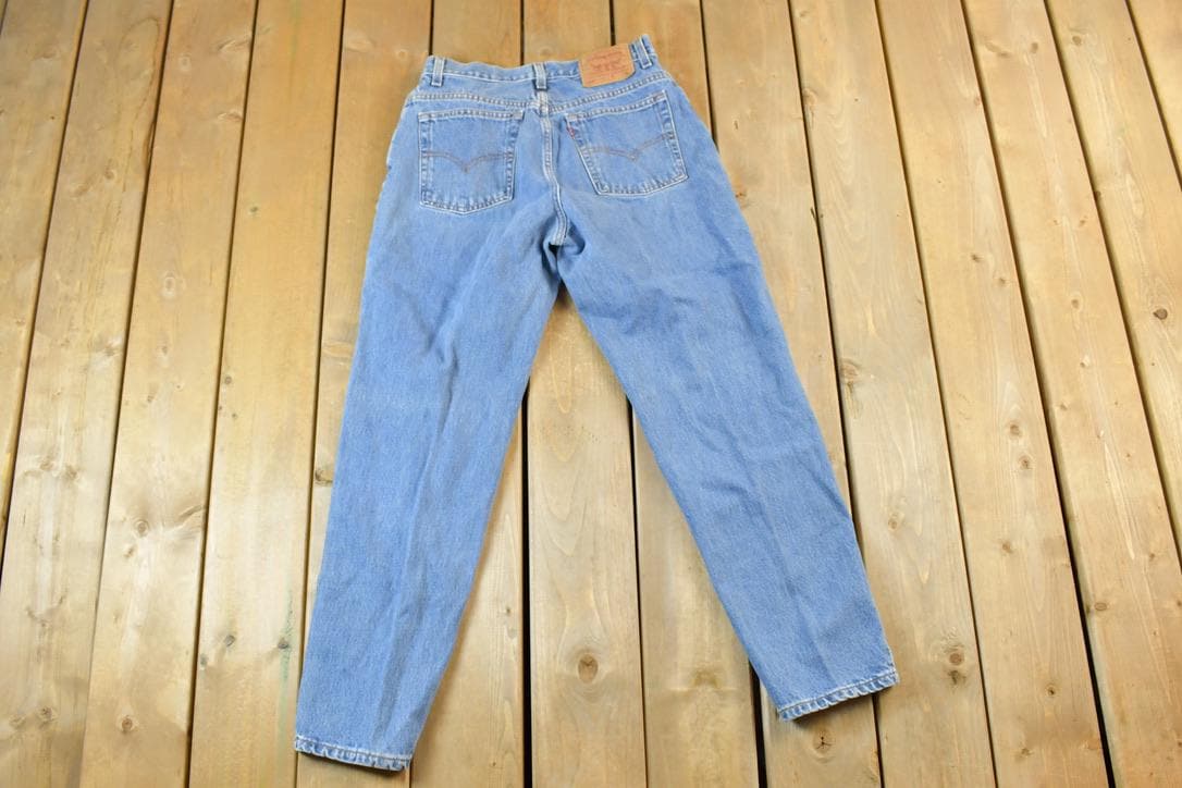 Vintage 1990s Levi Strauss Red Tab Denim Jeans Size 26 x 28
