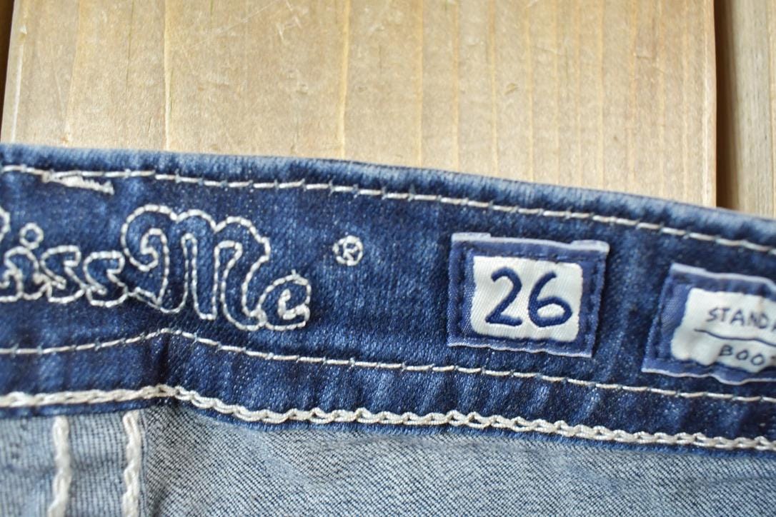 Vintage Y2K Miss Me Bedazzled Low Rise Jeans Size 26x31