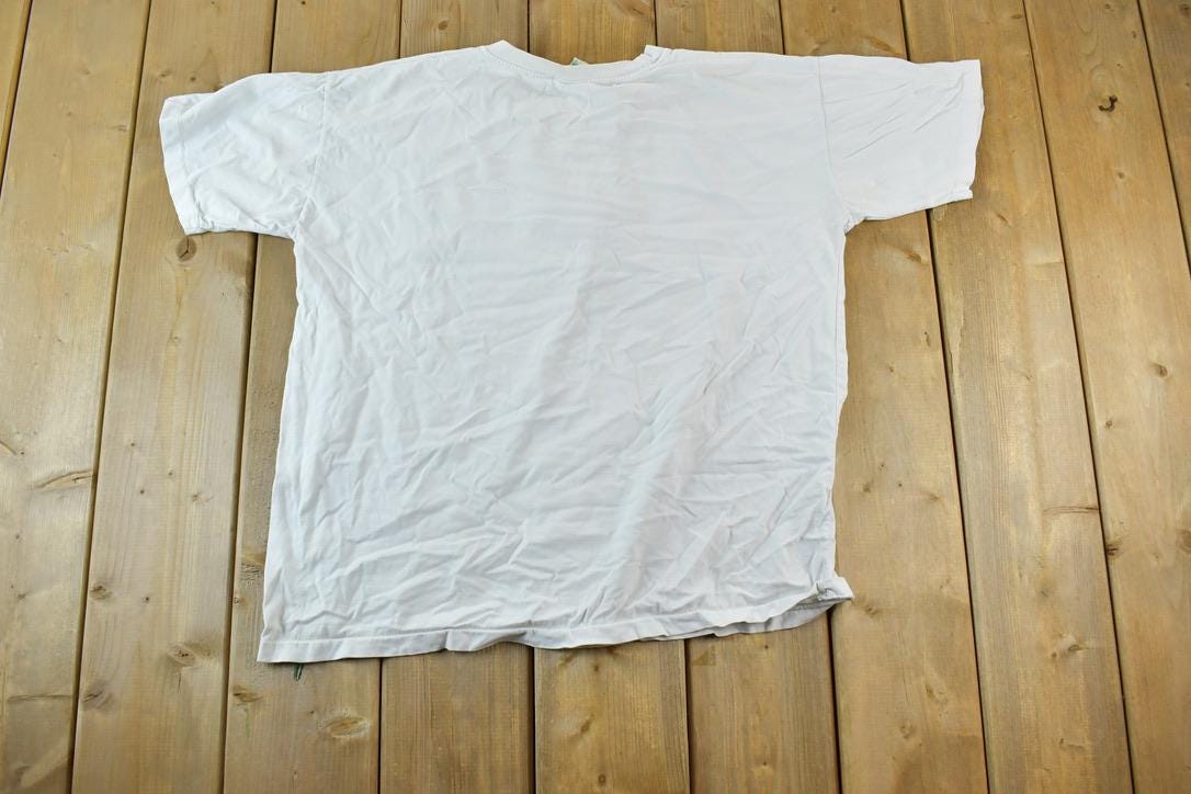 Vintage 1990s Bangkok Thailand Souvenir Single Stitch Graphic Print T-Shirt