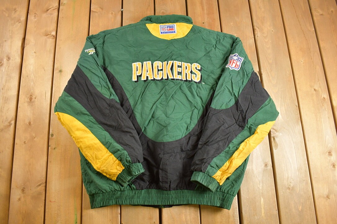 Vintage 1990s Green Bay Packers NFL Wind Breaker Jacket