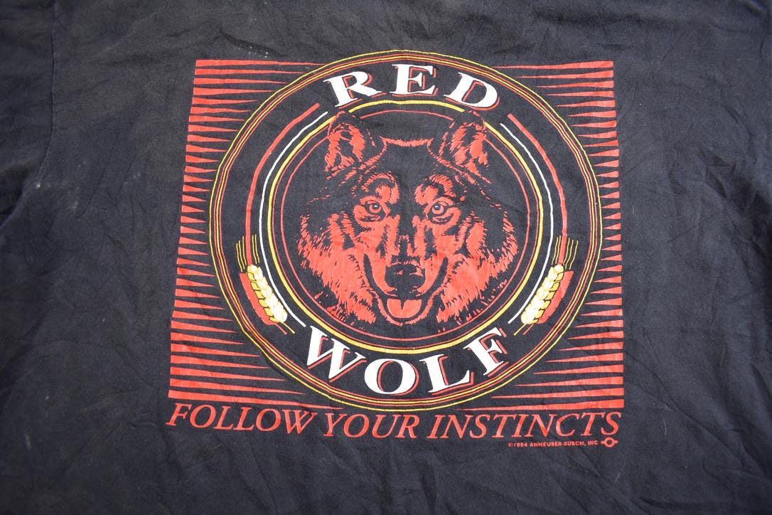 Vintage 1994 Red Wold Tennesse River Gold Single Stitce T-Shirt Made In USA