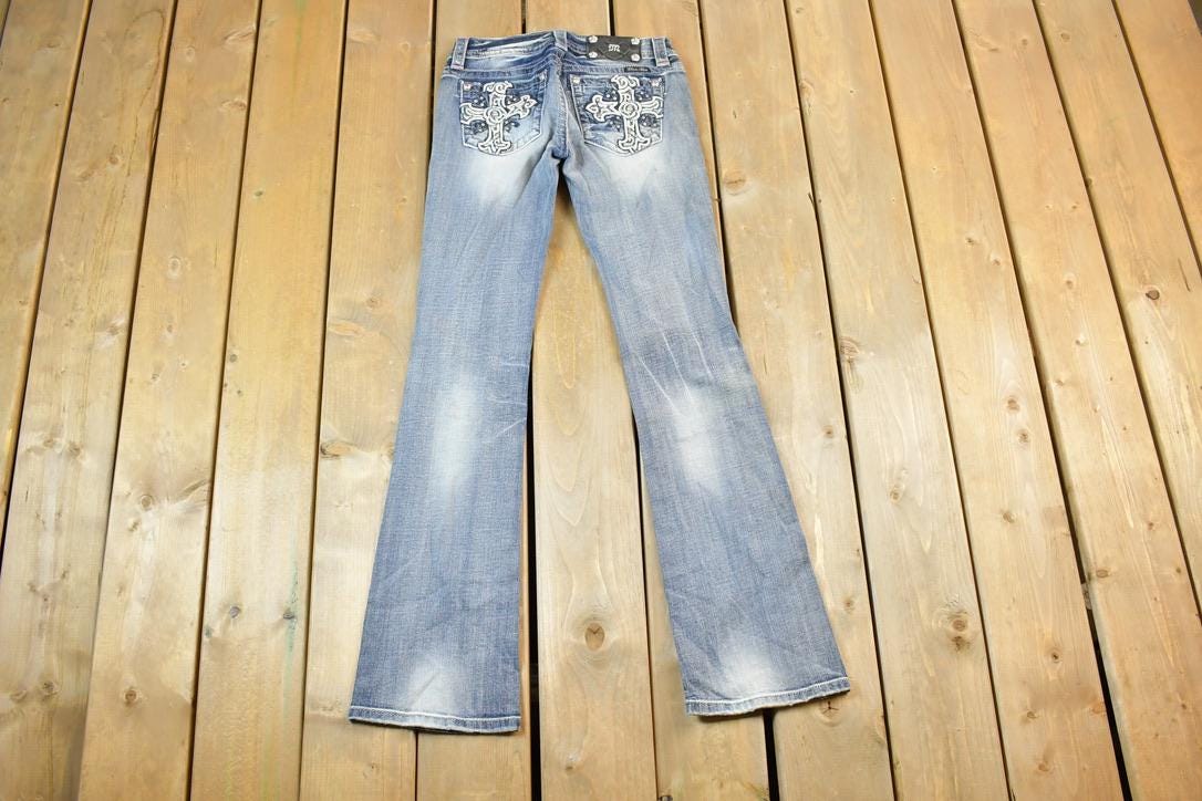 Vintage Y2K Miss Me Bedazzled Low Rise Jeans Size 26x31