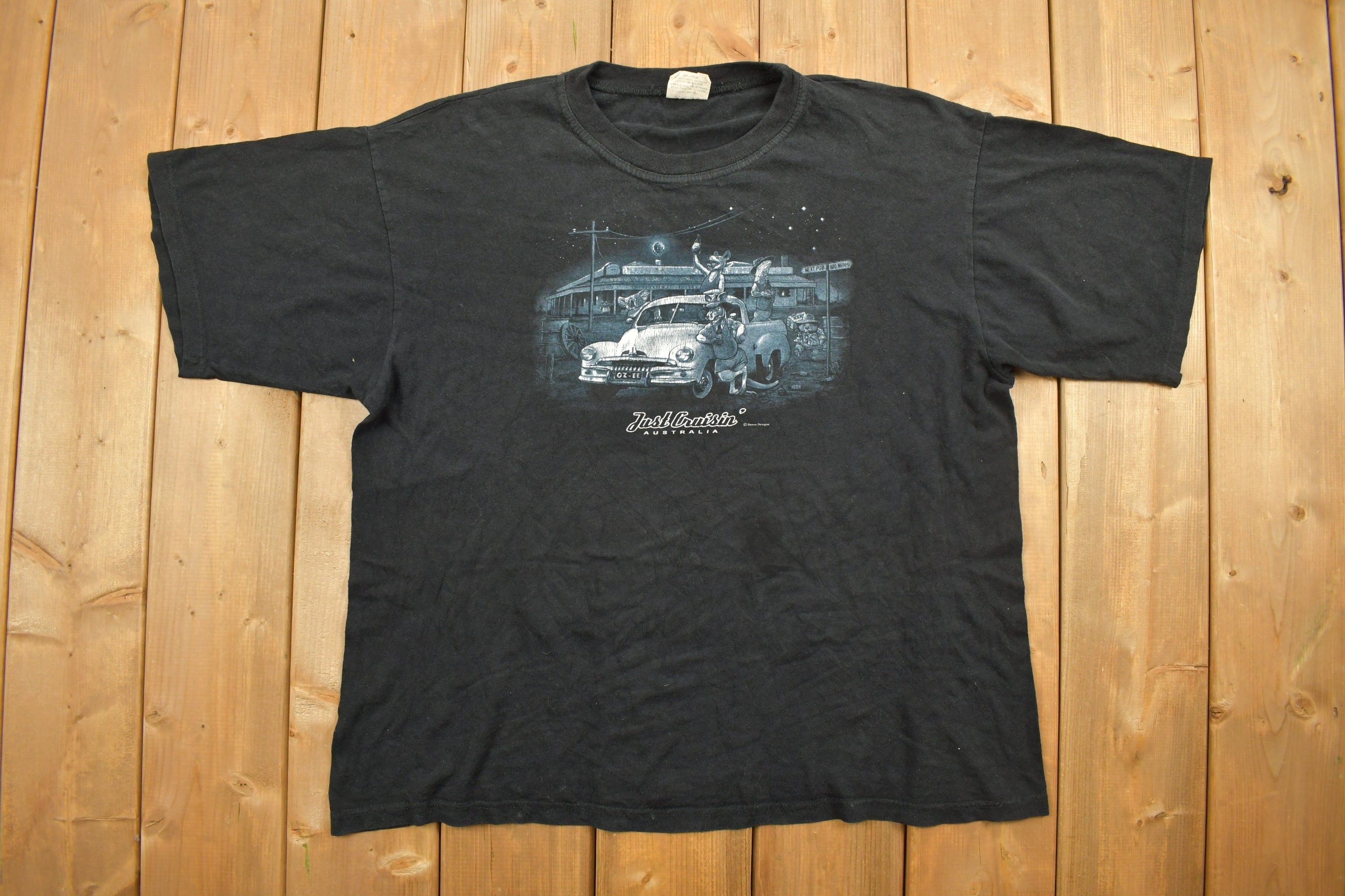 Vintage 1990s Just Crusin Australia Graphic T-Shirt