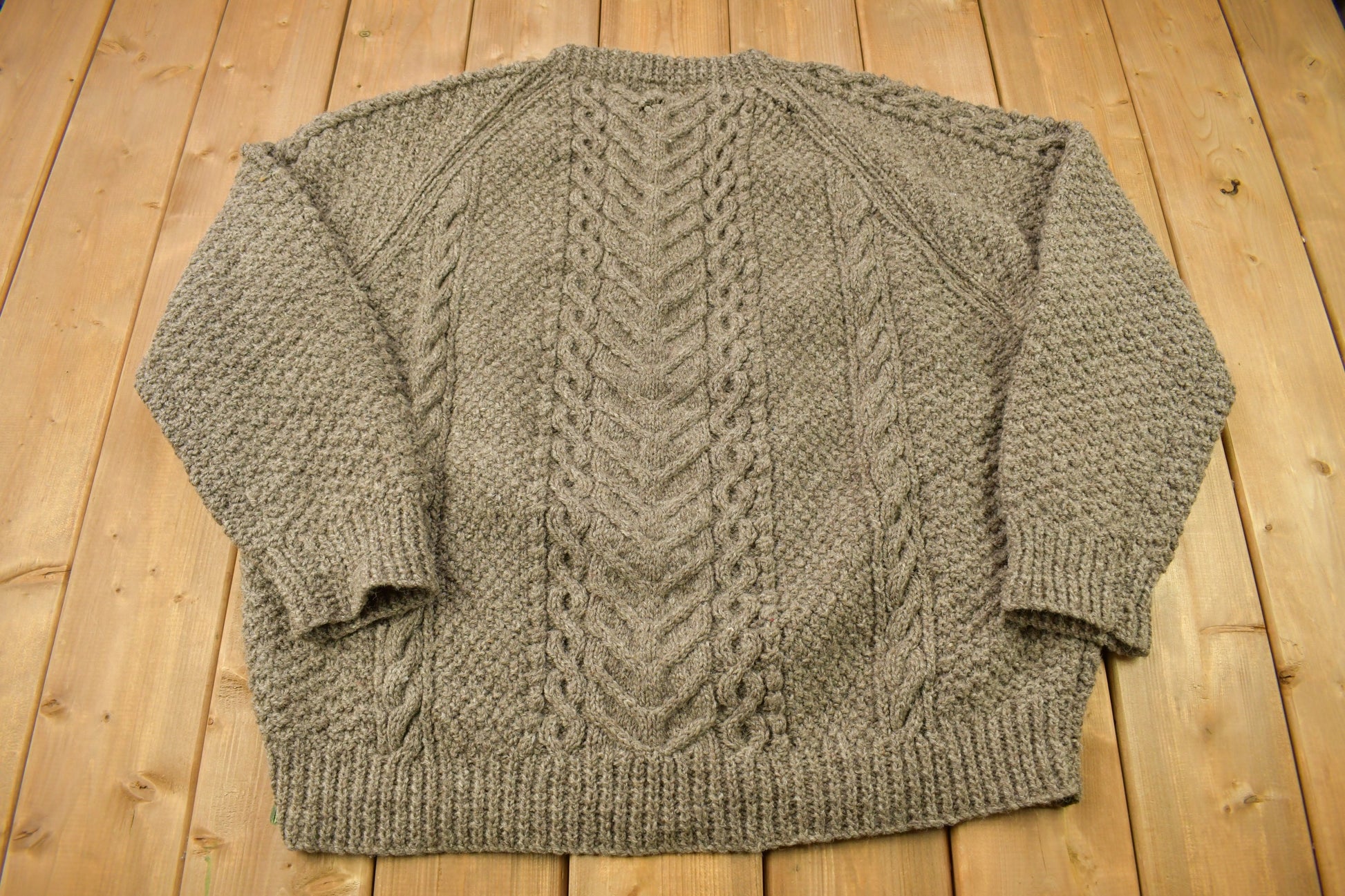 Vintage 1980s 100% Wool House Of Ireland Knit Sweater
