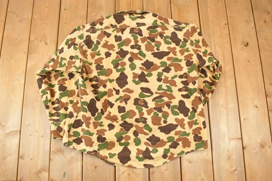 Vintage 1970s Duxbak Camo Button Up Shirt Men's L