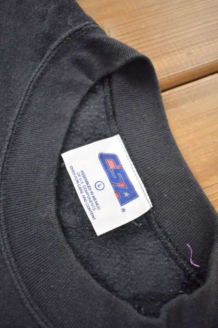 Vintage 2000 Y2K New Years Graphic Crewneck Sweatshirt