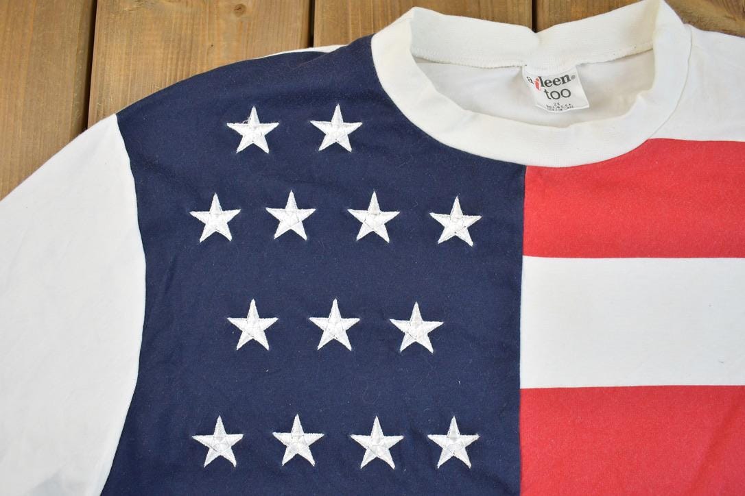 Vintage 1990s American Flag AOP Souvenir T-Shirt
