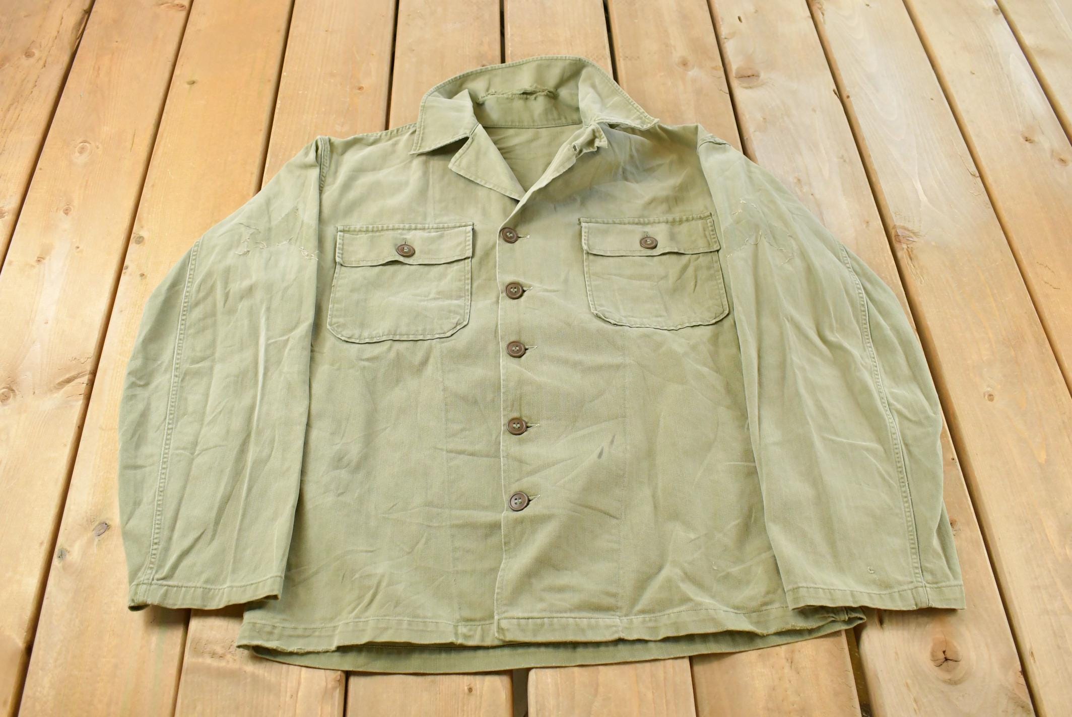 Vintage 1940s Military HBT Olive Drab Button Up Shirt Men's Medium /