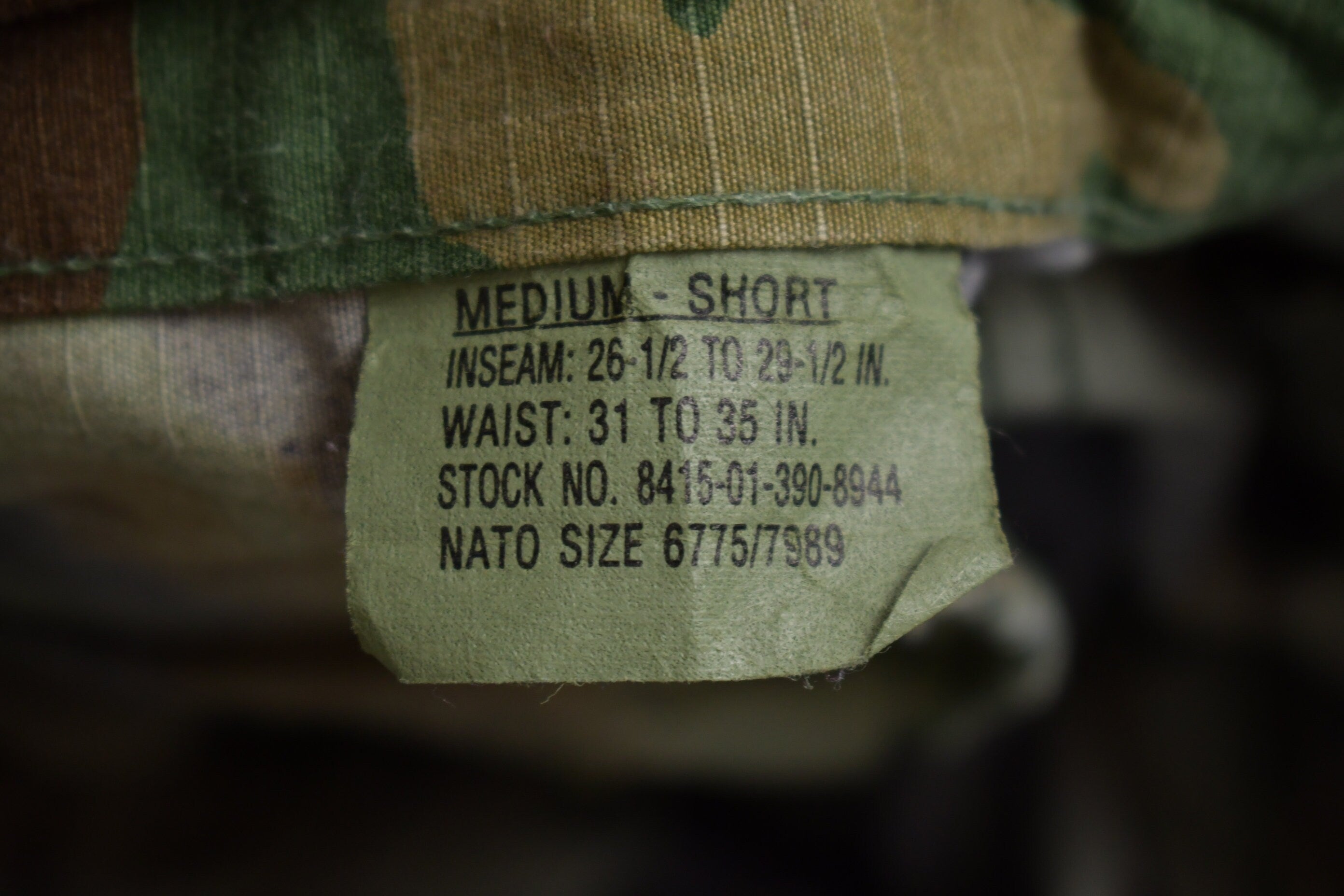 Vintage 2001 Army Woodland Camouflage Cargo Pants Size 31 - 35 x 29.5