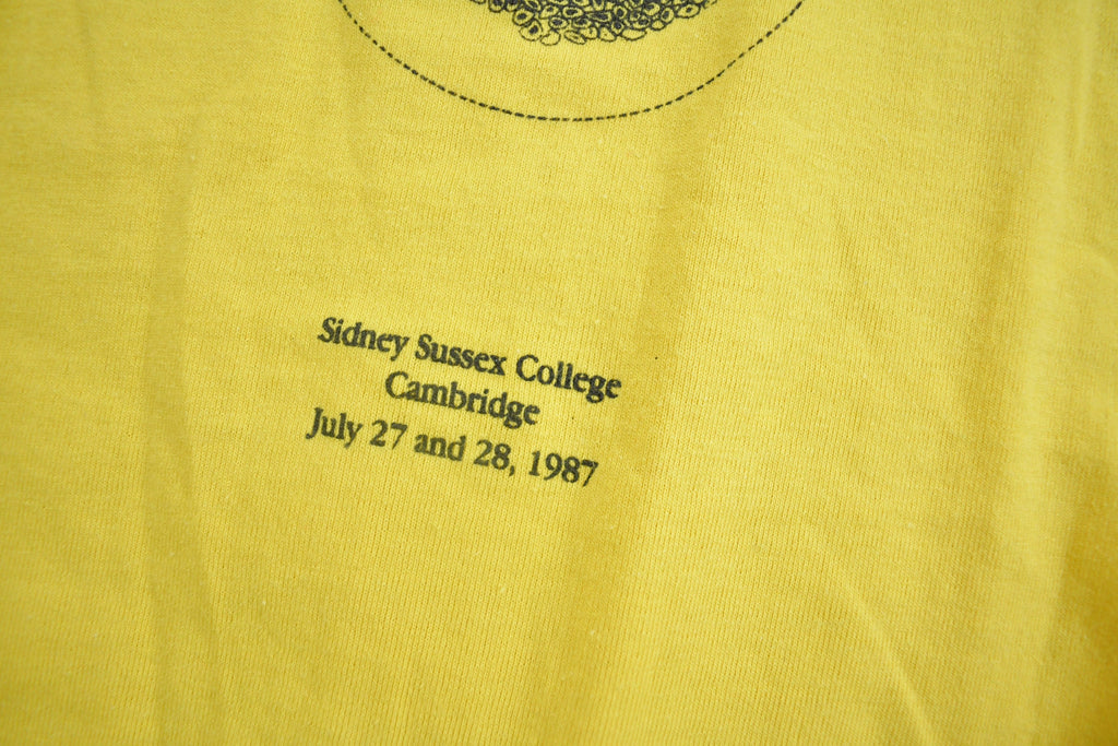 Vintage 1987 Sidney Sussex College Cambridge Cancer Research Graphic T Shirt