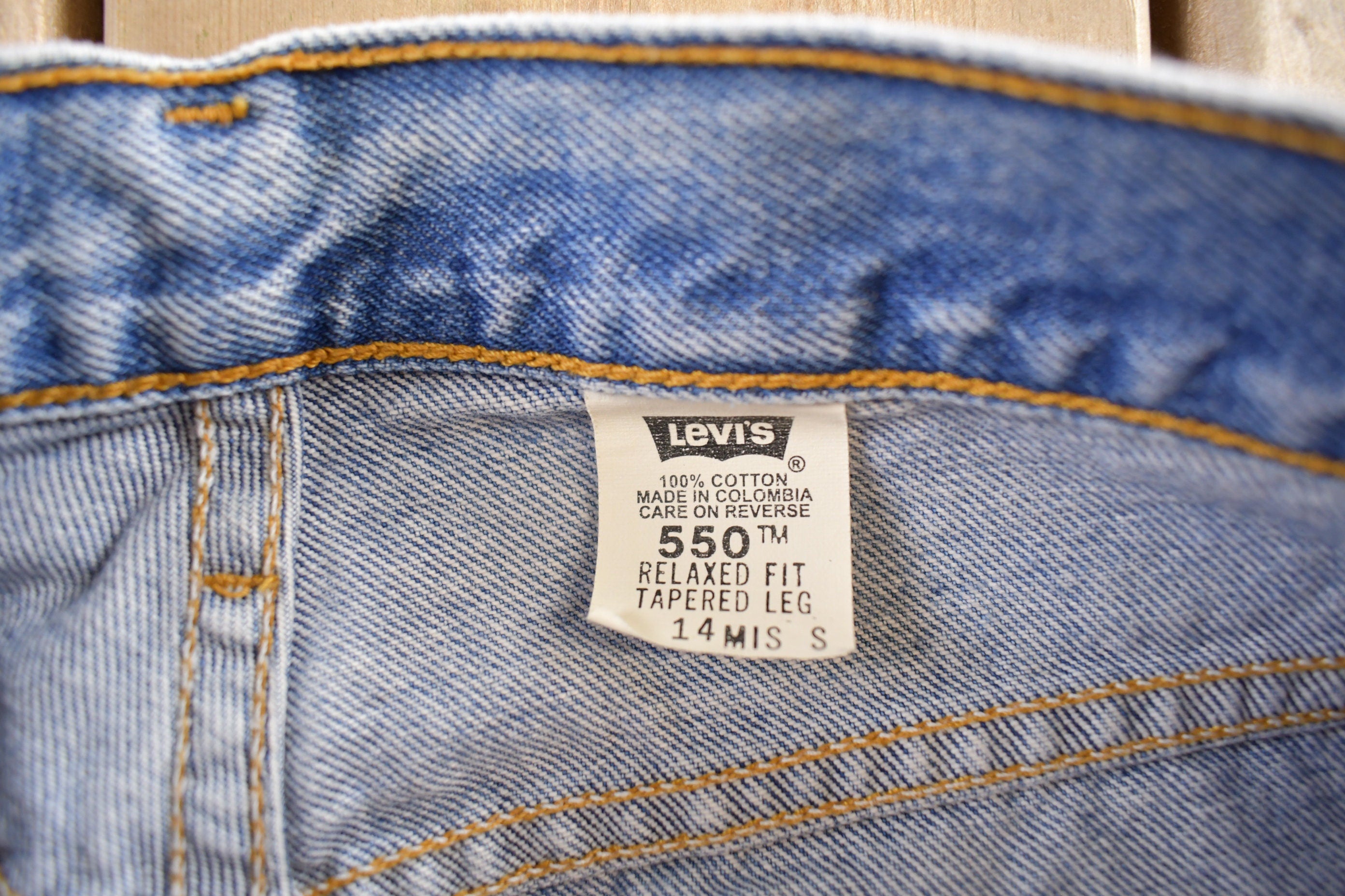 Vintage 1990s Levi's 550 Jeans Size 32x29