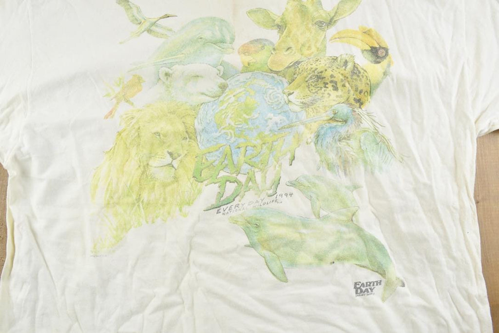 Vintage 1994 Earth Day National Wildlife Graphic T-Shirt