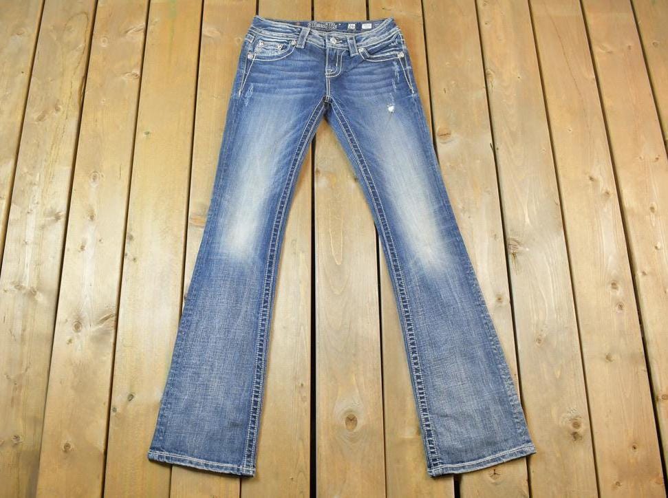 Vintage Y2K Miss Me Bedazzled Low Rise Jeans Size 26x31