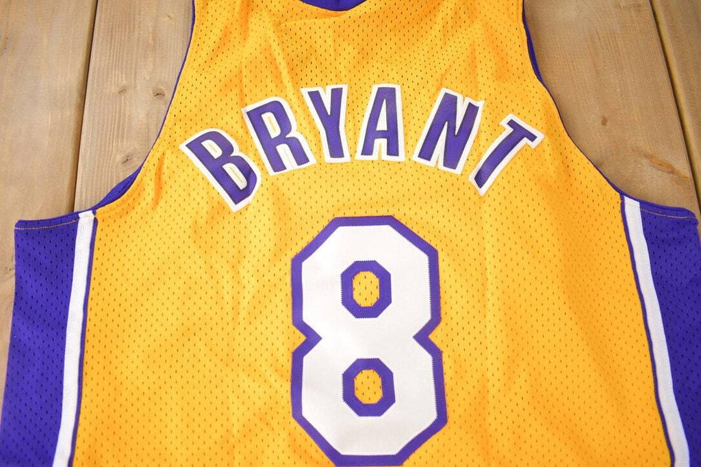 Vintage 2001 Deadstock Kobe Bryant Los Angeles Lakers #8 Nike Team Jersey Men's Large