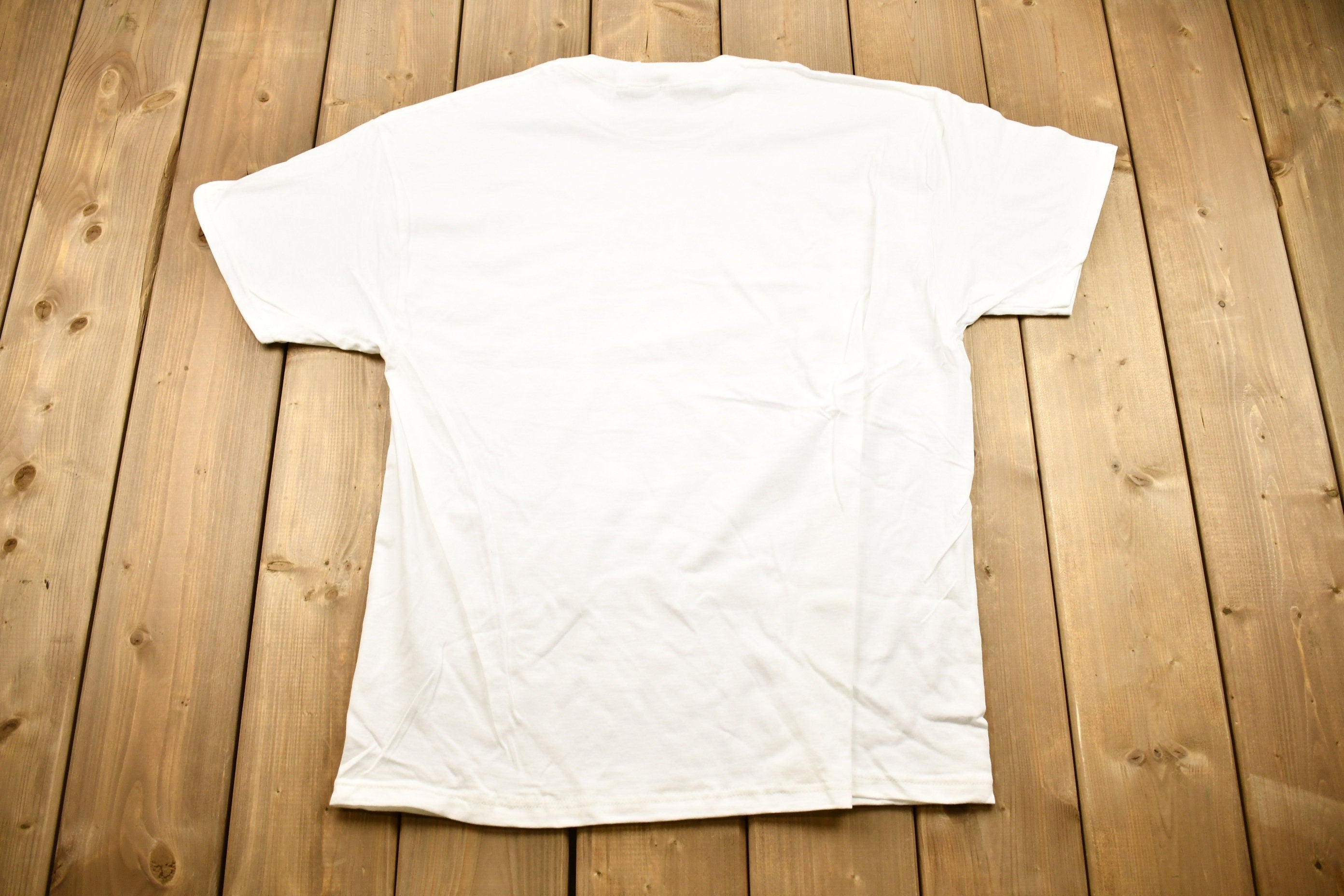 Vintage 1990s Night Life Tree Frog Graphic T-Shirt