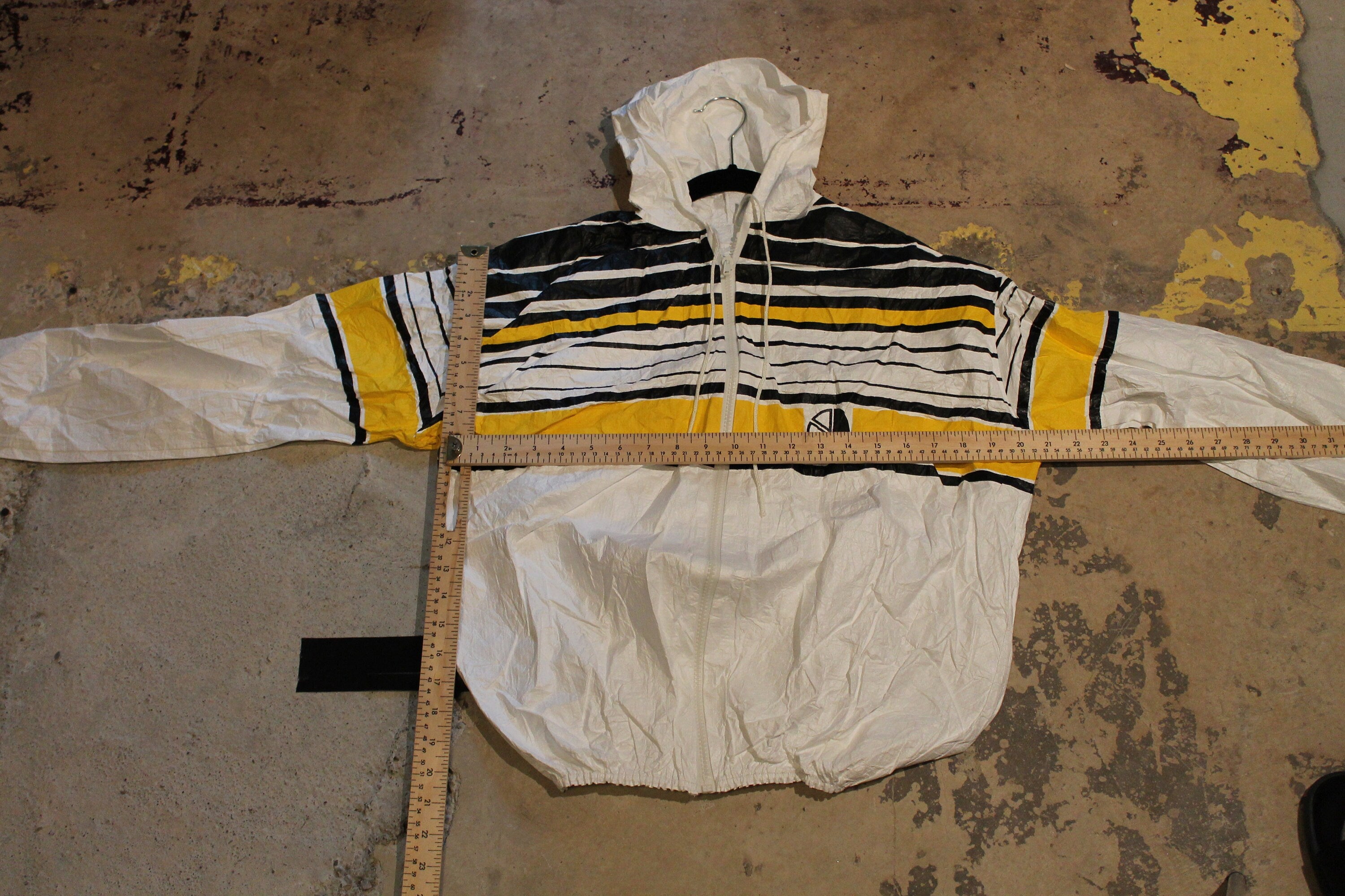 Vintage 1980s Tri Hawk Windbreaker