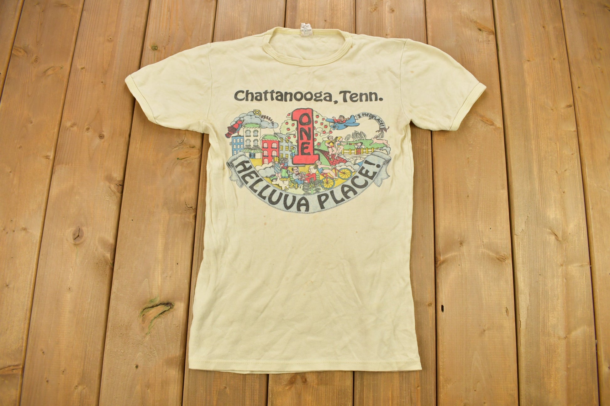 Vintage 1960s Chattanooga Tennessee One "Hellauva Place" Souvenir T Shirt  Ringer Tee  Vacation Tee  Travel T Shirt  Vintage
