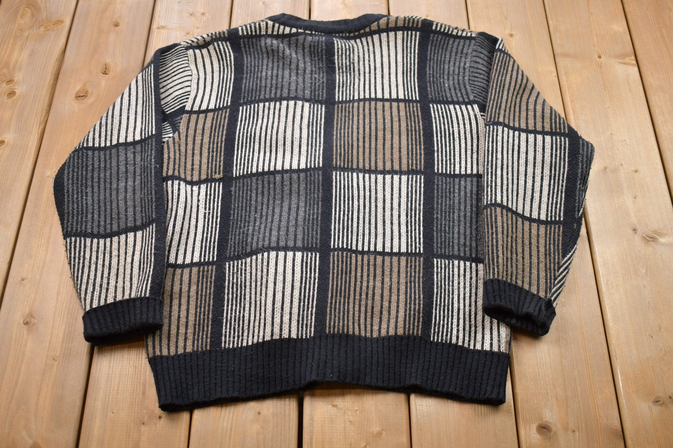 Vintage 1980s Expressions Abstract Knitted Cardigan Sweater