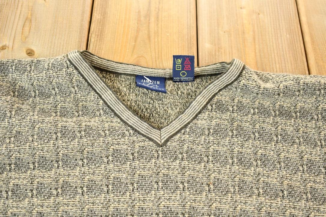 Vintage 1990s Beige Jantzen Signature Knit Abstract Pattern V-Neck Sweater