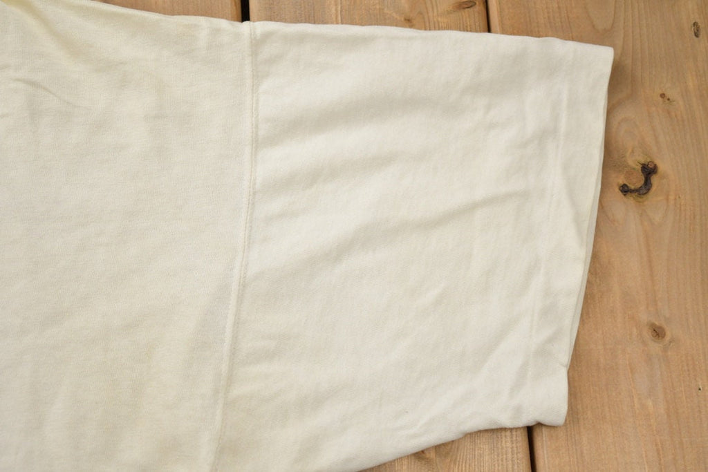 Vintage 1990s Sea Life Fishes Portrait Graphic T Shirt