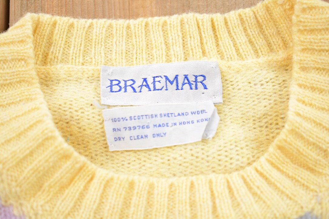 Vintage 1990s Knitted Easter Argyle Crewneck Sweater /