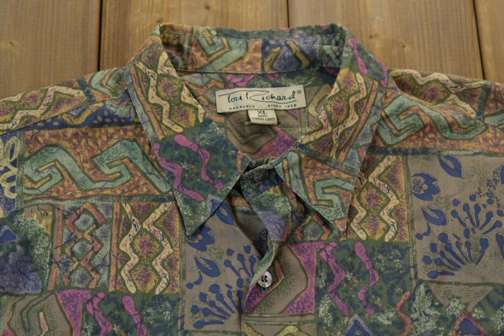 Vintage 1990s Tori Richard Funky Graphic T-Shirt