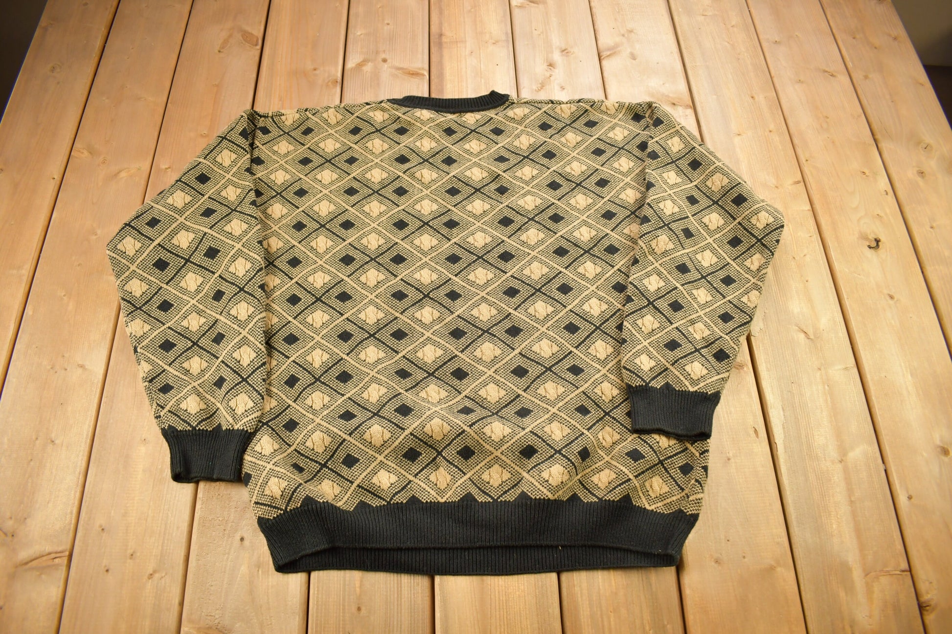 Vintage 1990s Claiborne Knitted Crewneck Sweater