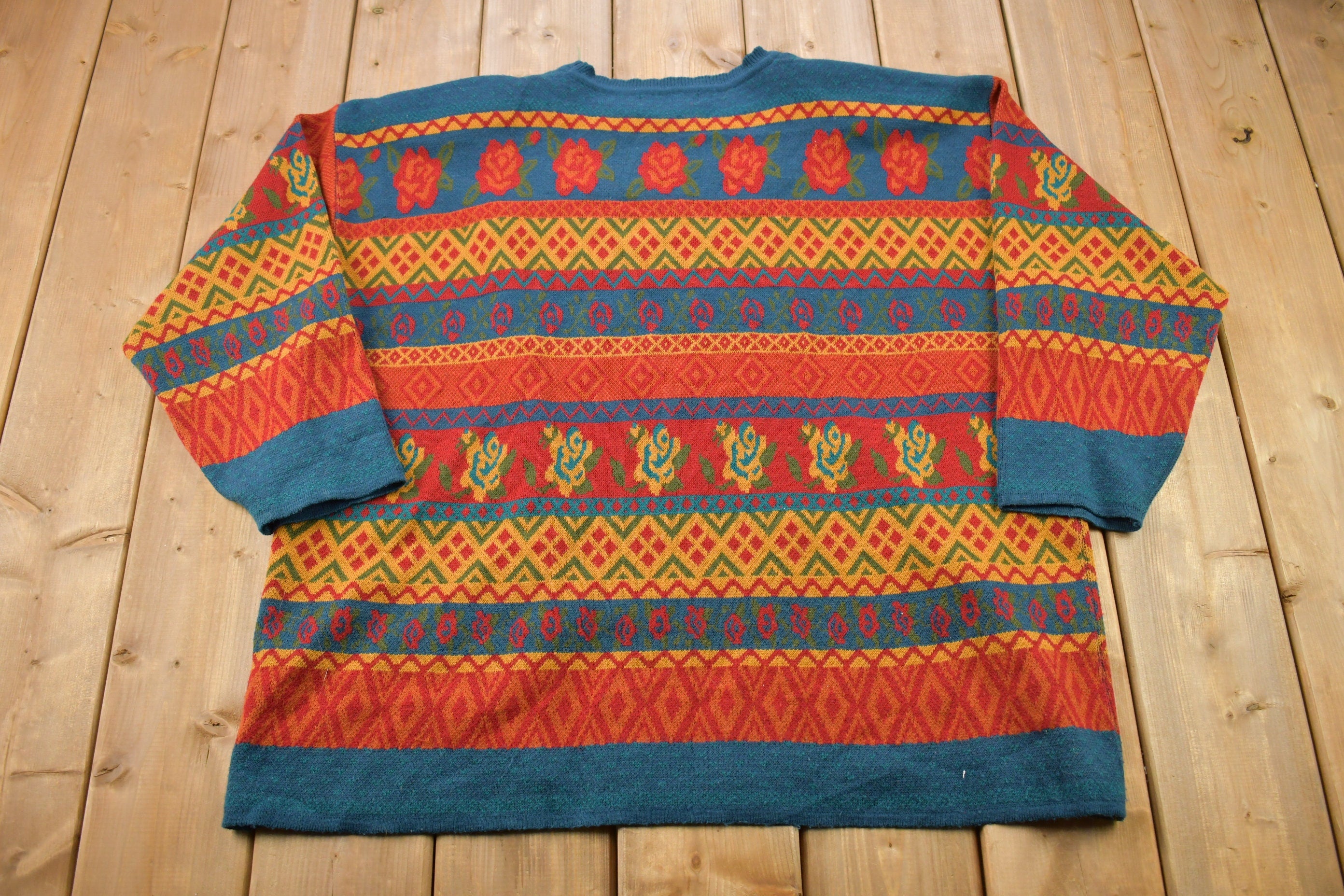 Vintage 1990s Patterned Knitted Crewneck Sweater