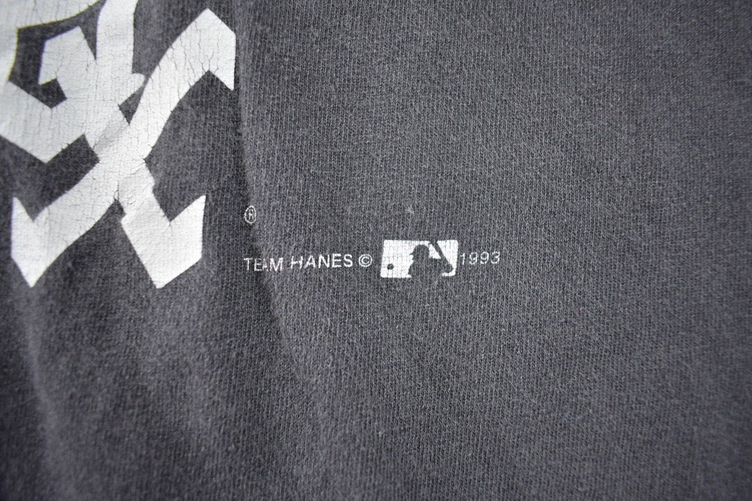 Vintage 1990s MLB Chicago White Sox Hanes Graphic T-Shirt
