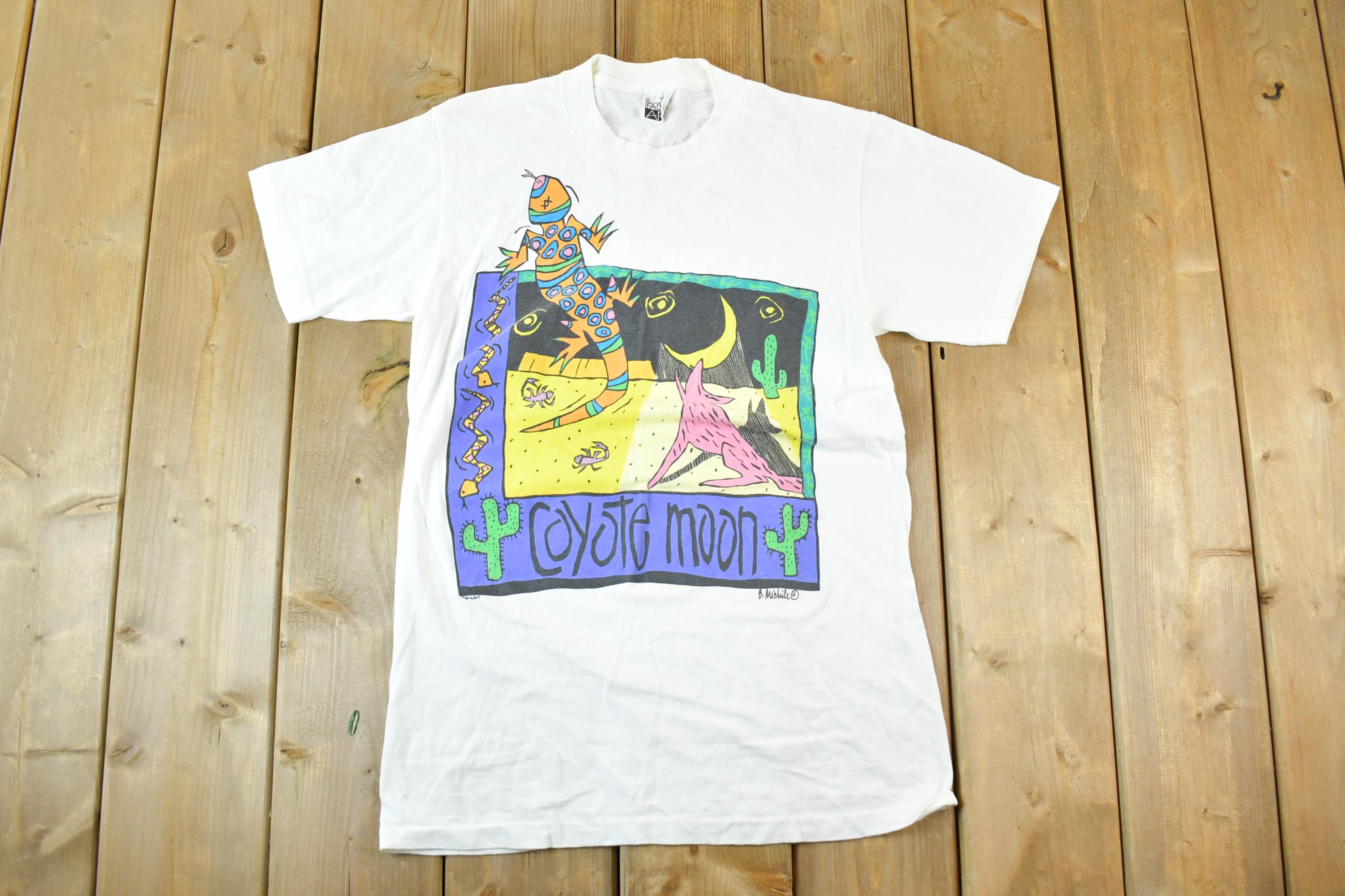 Vintage 1990s Coyote Moon Cartoon Wolf Souvenir T-Shirt Mens M