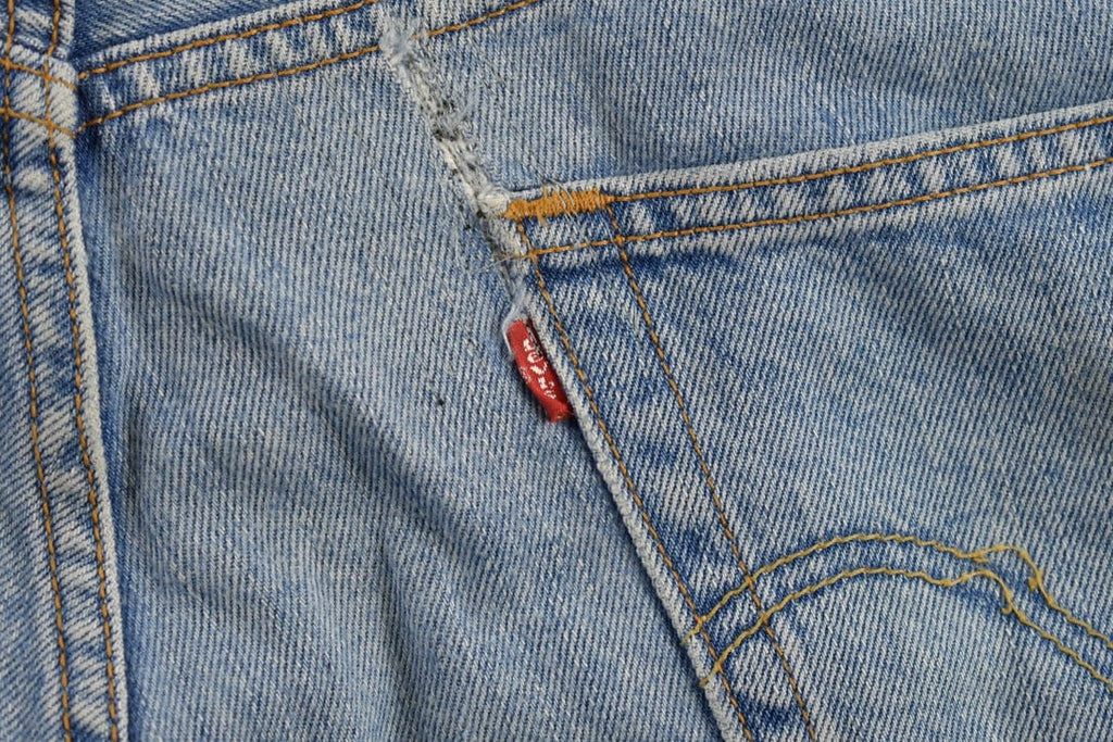 Vintage 1990s Levi's 505 Red Tab Denim Jeans Size 36 x 28.5