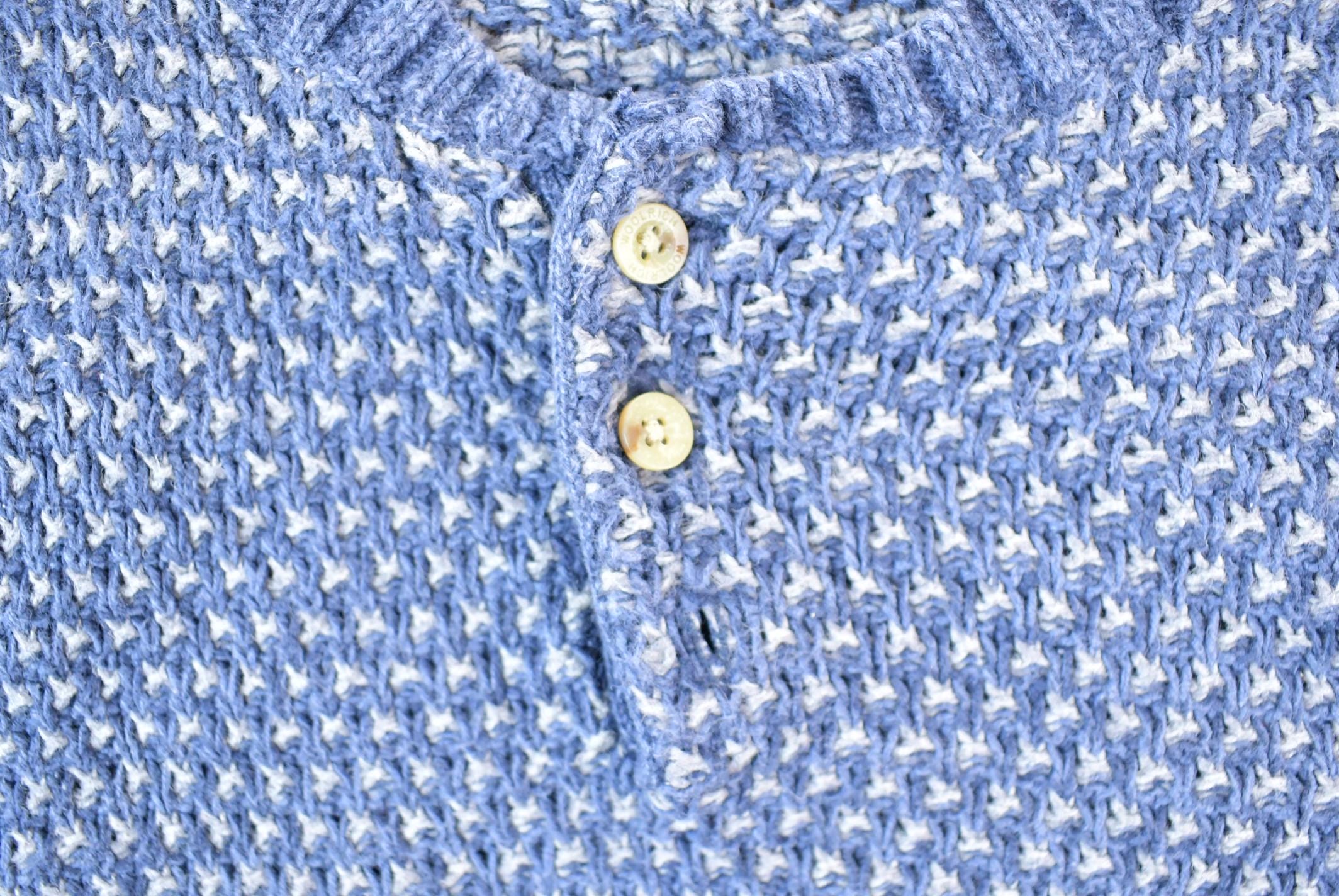 Vintage 1990s Woolrich 100% Wool Knit 2 Button Sweater