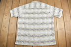 Vintage 1990s Van Heusen Short Sleeve Button Up Shirt