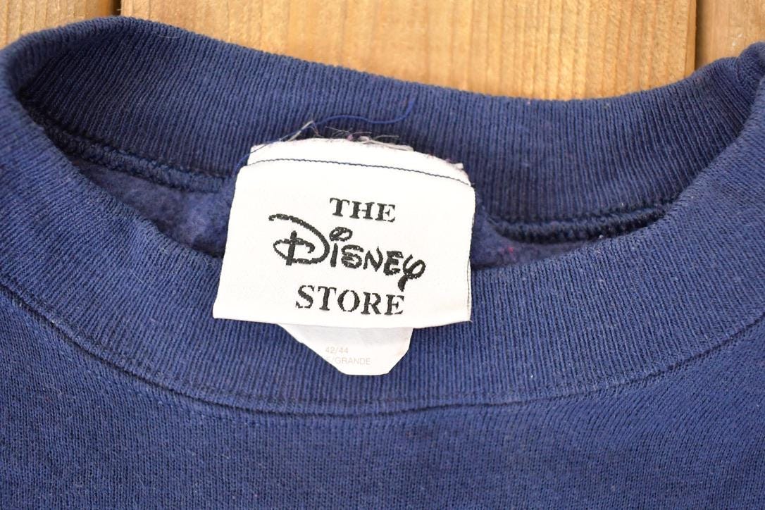 Vintage 1990s Winnie The Pooh Graphic Print Cartoon Crewneck Sweatshirt Mens L