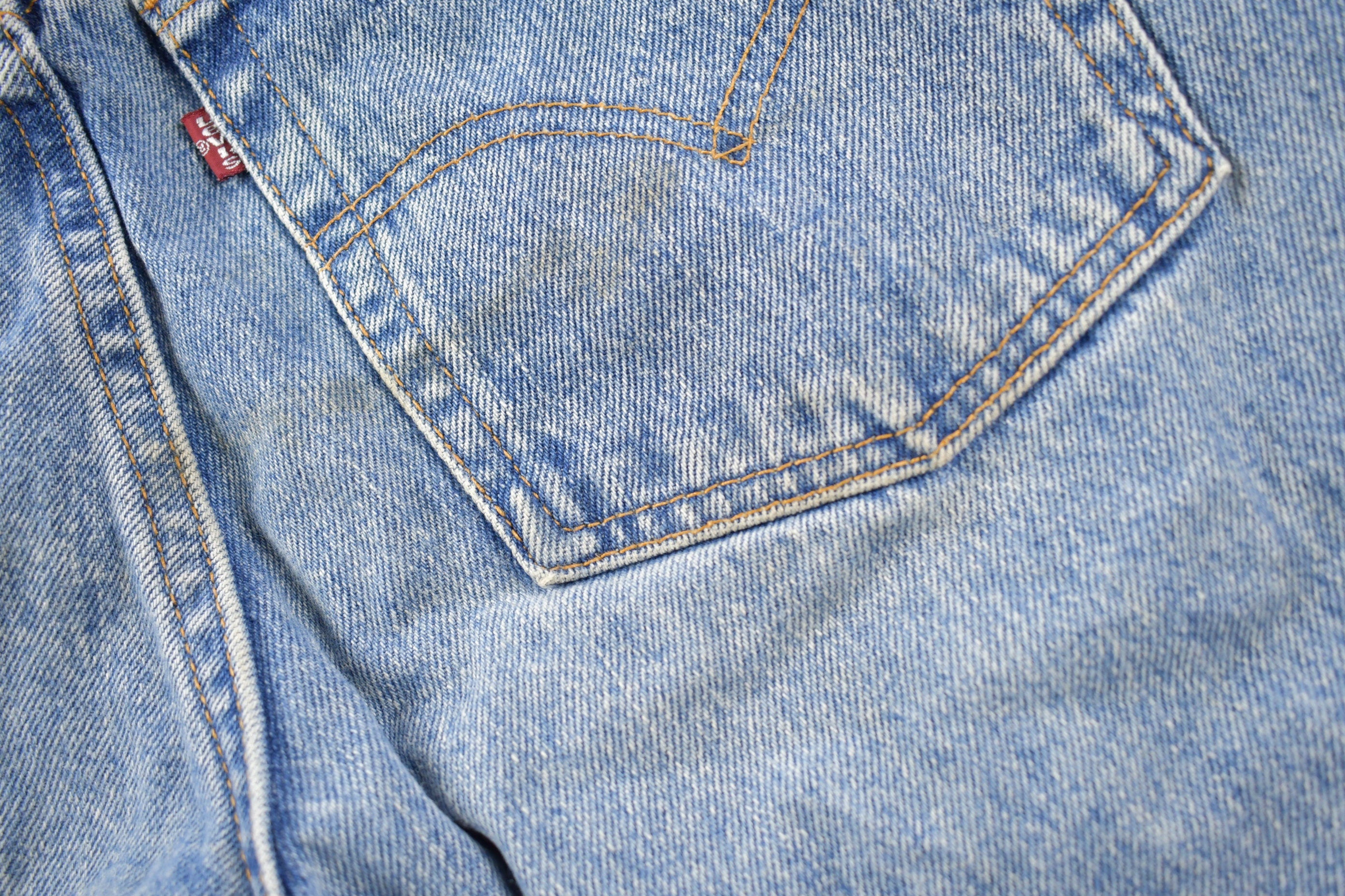 Vintage 1990s Levi's 550 Medium Wash Women's Jeans Size 30 x 27