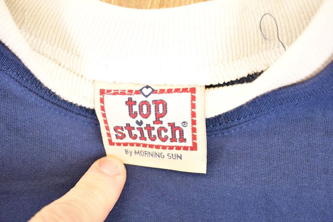 Vintage 1990s Top Stitch Double Collar Cute Floral Embroidered Crewneck Sweatshirt Women's XXL