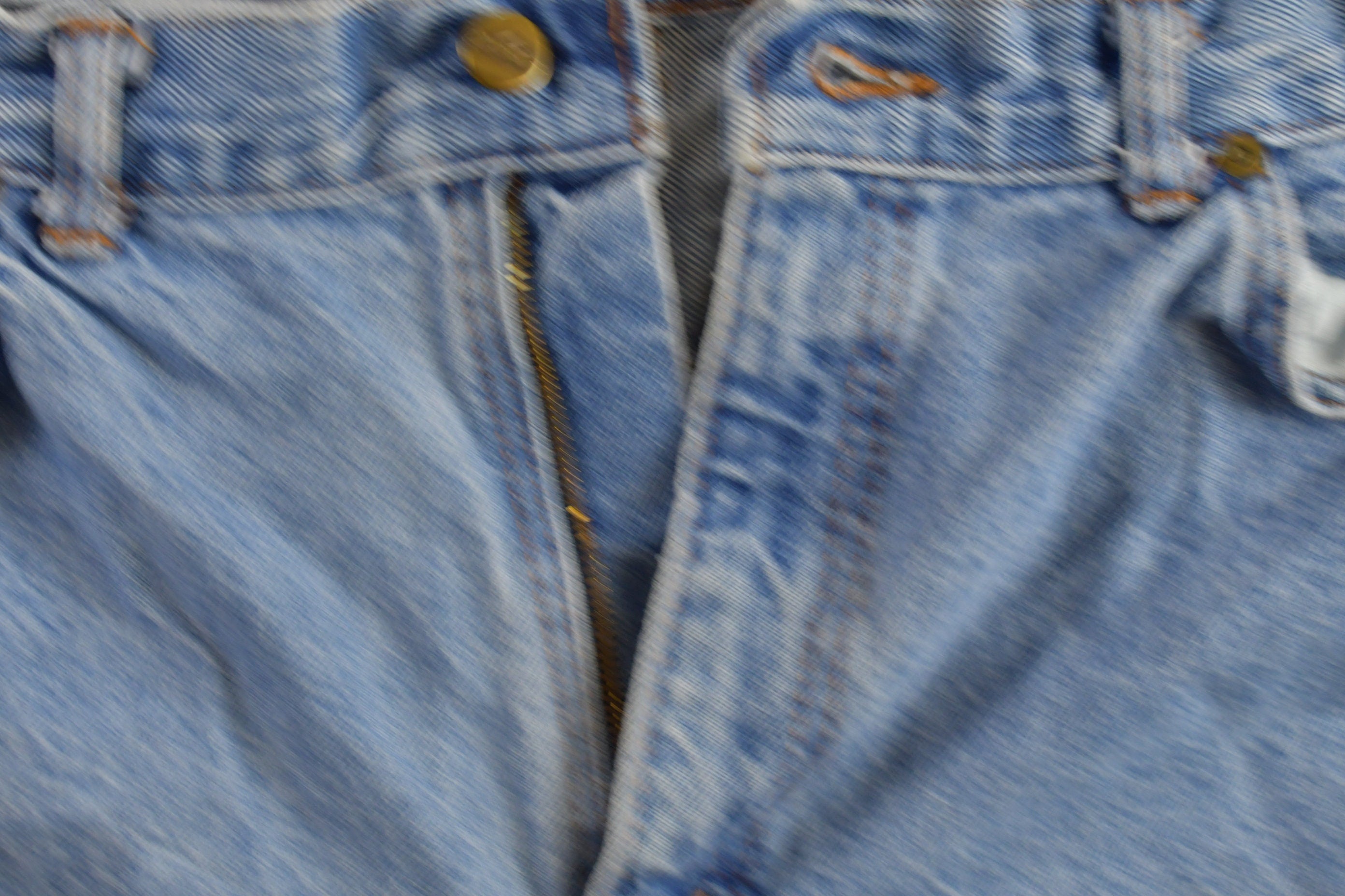 Vintage 1980s Chic Blue Wash Relaxed Fit Tapered Leg Jeans