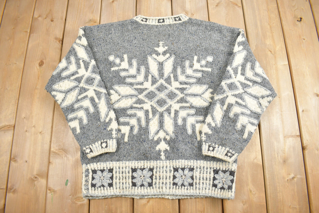 Vintage 1990s Woolrich Snowflake Knit Crewneck Sweater