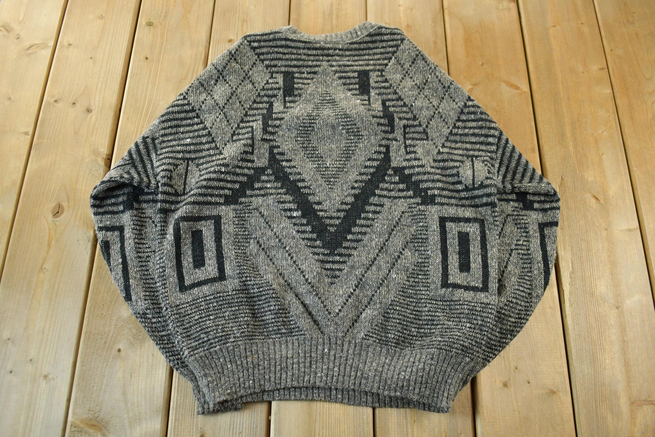 Vintage 1990s Isle of Man Knit Abstract Pattern Crewneck Sweater