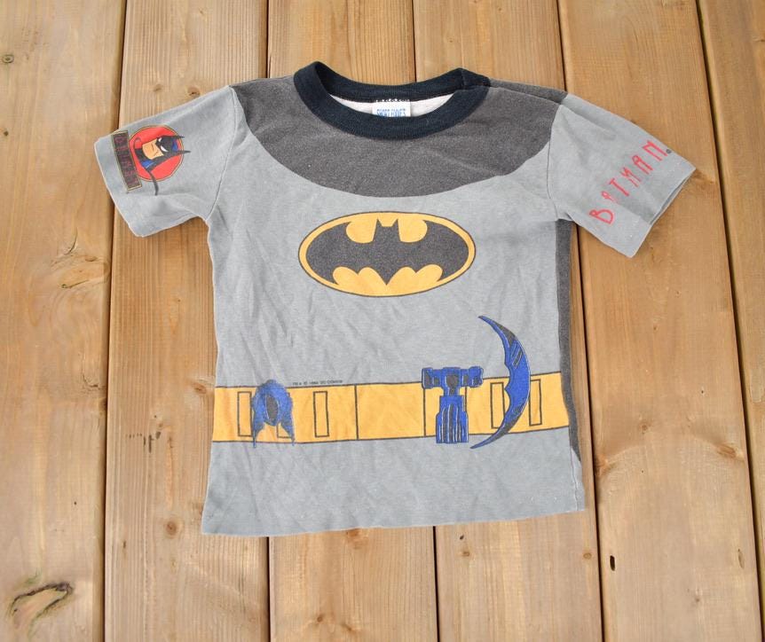 Vintage 1994 Batman Utility Belt Single Stitch Comicbook Baby T-shirt Made In USA