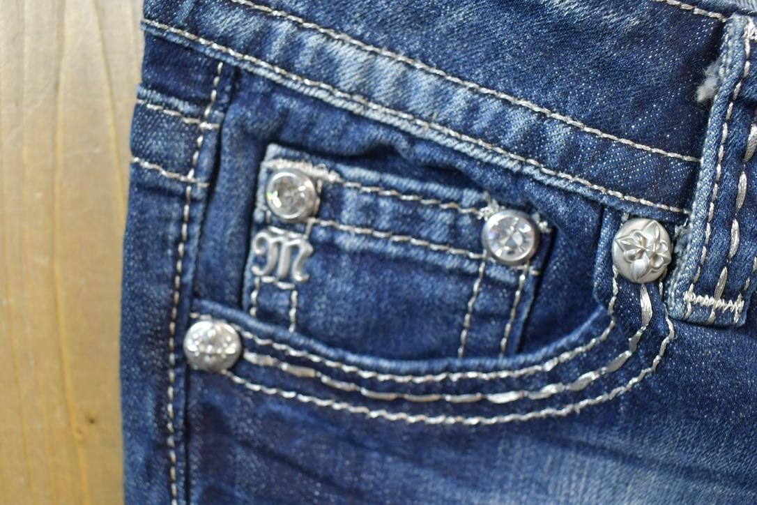 Vintage Y2K Miss Me Bedazzled Low Rise Jeans Size 26x31