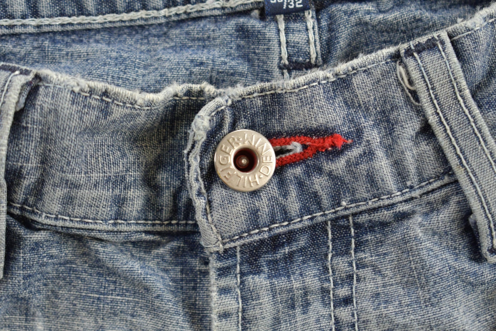 Vintage 1990s Tommy Hilfiger Denim Jeans Size 31 x 31  Vintage Tommy  Workwear  Streetwear  Vintage Pants  Light Wash  Flag