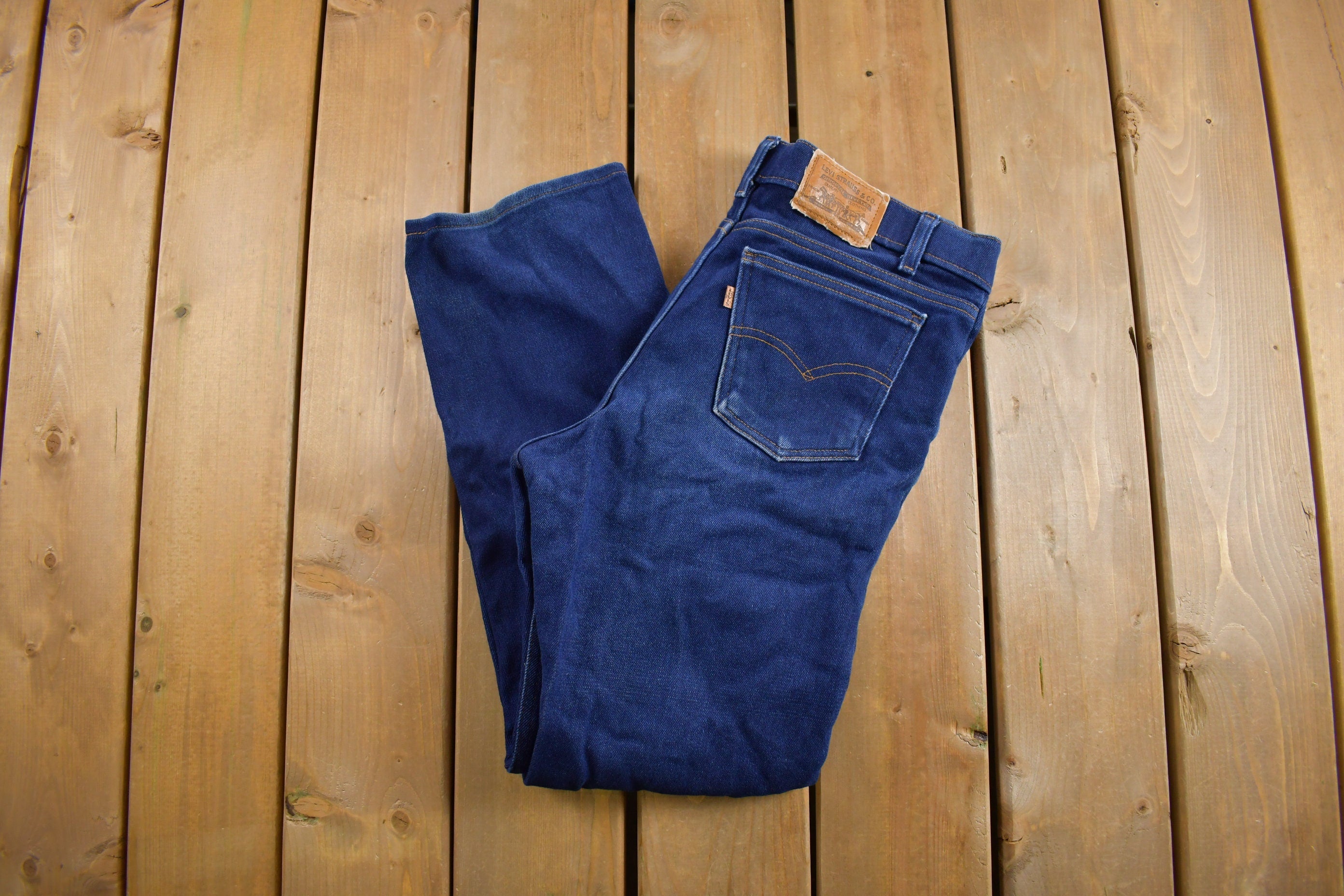 Vintage 1980s Levi's Brown Tab Action Jeans Size 32 x 29