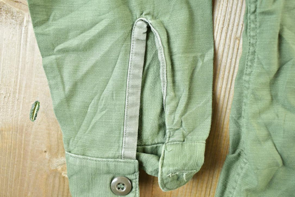 Vintage 1970s Military Button Up Shirt Mens L