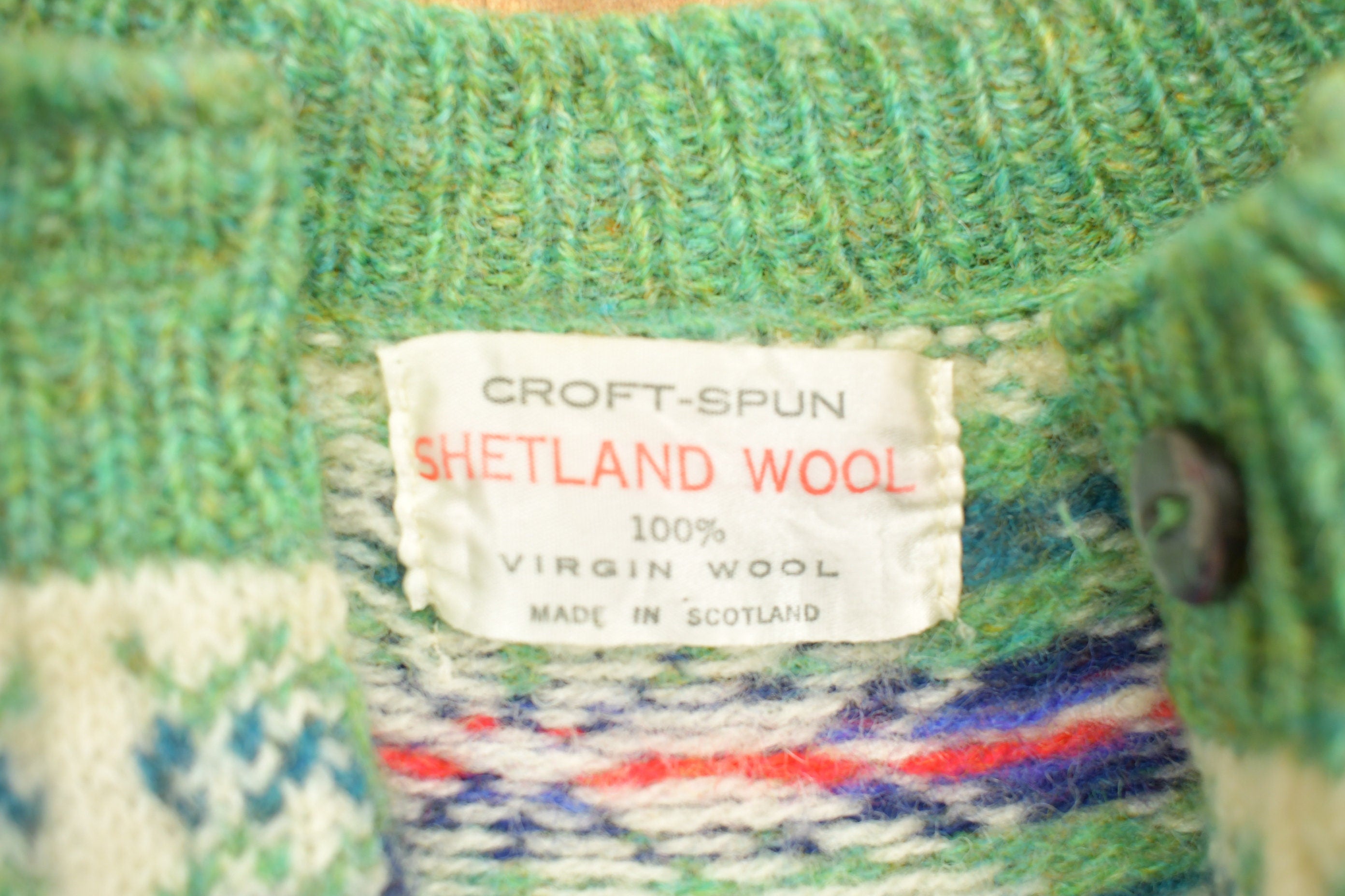 Vintage 1990s Croft Spun Shetland 100% Virgin Wool Knit Sweater